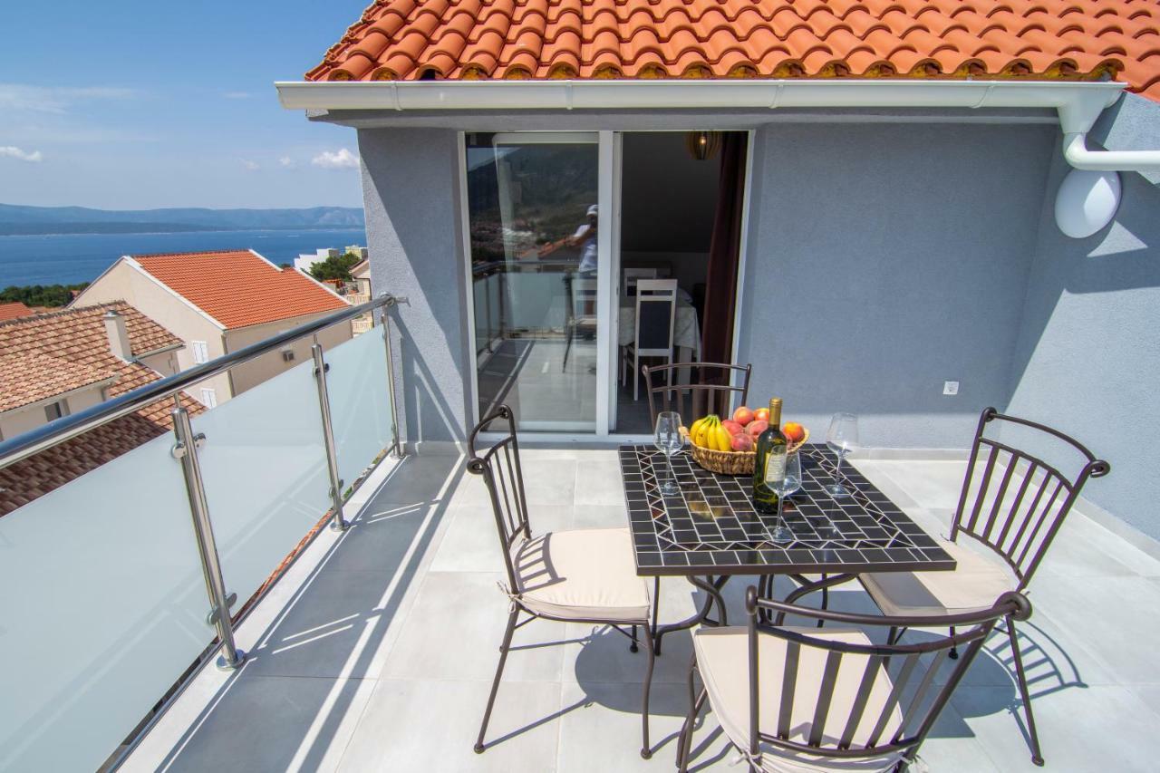 Apartments Sara 4 Bol Luaran gambar